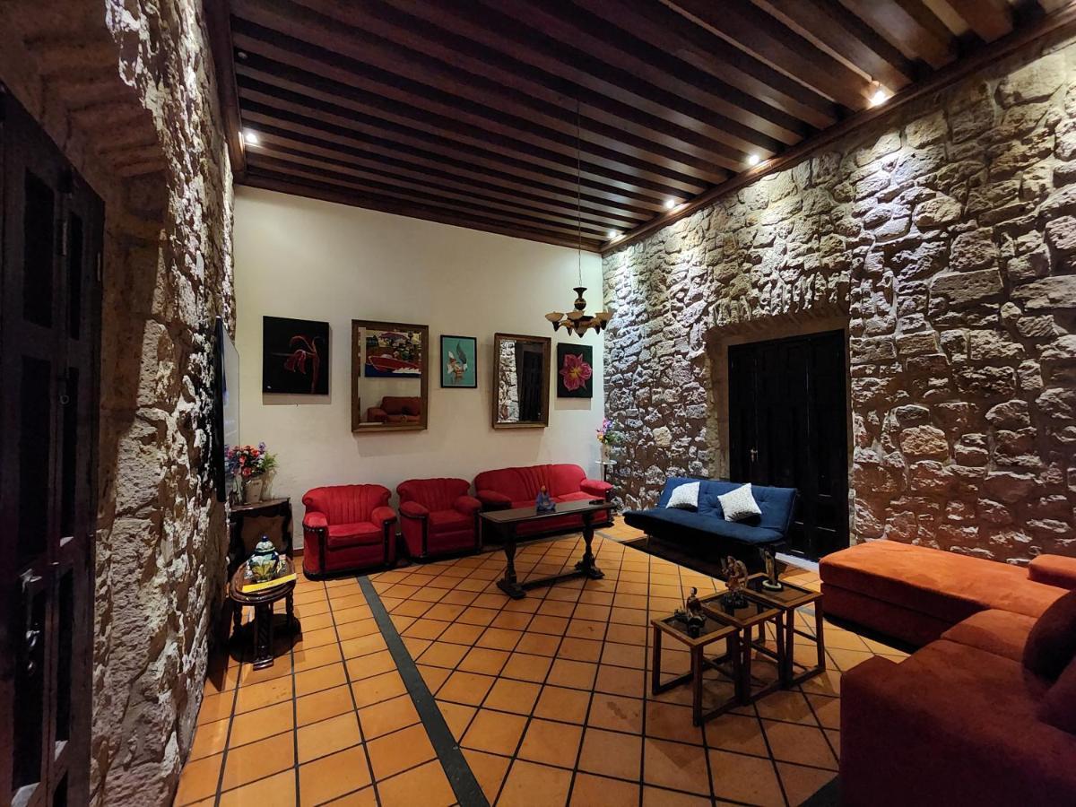モレリア Casa Monarcaヴィラ エクステリア 写真